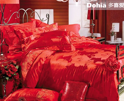 ��ϲ�ۼҼ�������Ʒ�е�ɫ�ʌW(xu��)��(w��n)