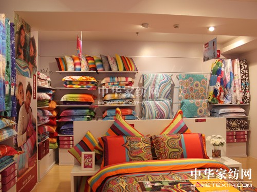 �����ٵġ���r�С������