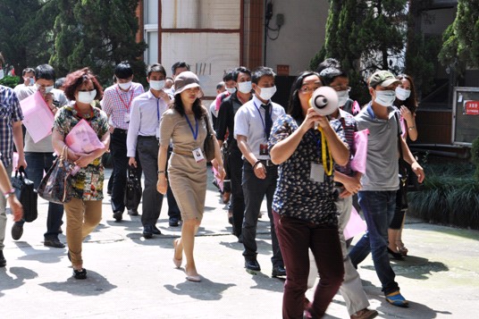 �w���롰���Aоģʽ�����̕�(hu��)¡�����_