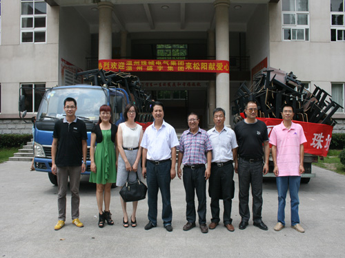 ʢ��F�hί�����늚����W�������ε����