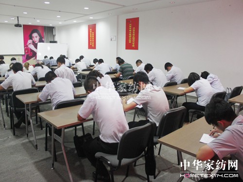 �Pʢ�Ҽ�2012�ﶬ��Ʒ��Ӗ���A�M�ɹ�