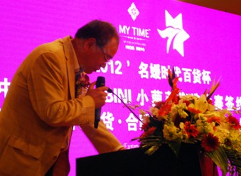 �����}��Ⱥ�����G•�r����؛���I�r��