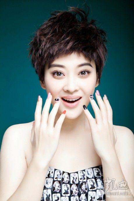 梅婷:剛柔并濟的電視之花