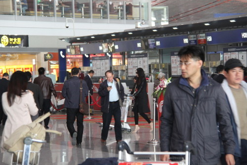 ��诬F��C���ɸ��M��̽��������