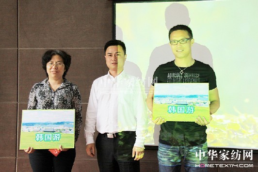 �Ϸ�����ж�32�d�����ػݹ�(ji��)�A�M��Ļ