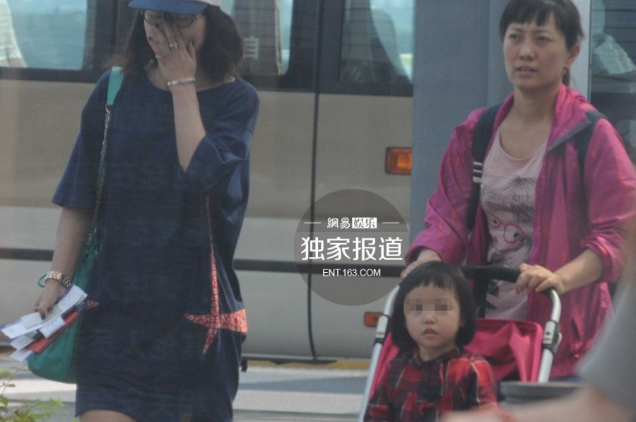 �wޱ�yŮ�F(xi��n)��C(j��)��(ch��ng) ���͵�ķ��_(k��i)����