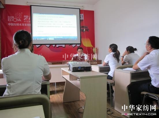 ���Z�żҼ���2013���n�����A��܇�󪄡����