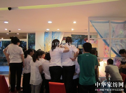 �Ϸ����׌���L�ɞ������K�˵�������