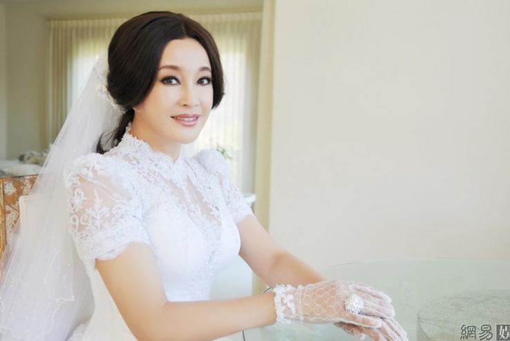 劉曉慶美國婚禮現(xiàn)場(chǎng)照曝光