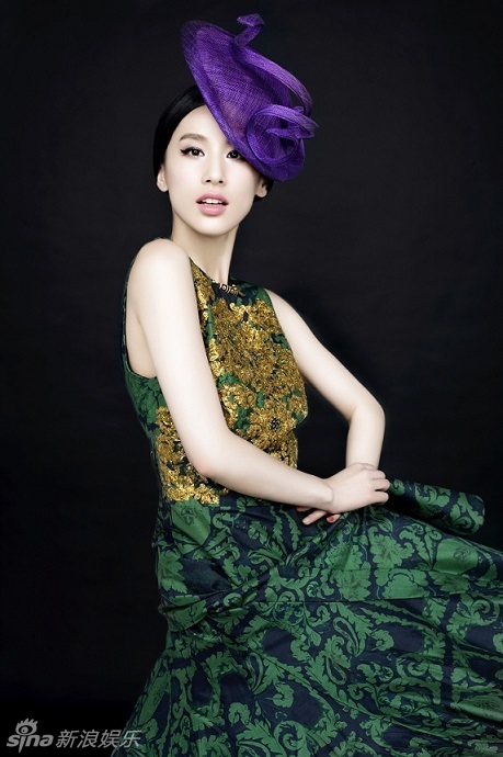 �Sʥ���r�з��惞�ŏ͹��@Ů�˱�ɫ