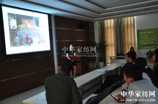 2013����ļ��ȠI(y��ng)�N(xi��o)����м���������Ӗ(x��n)