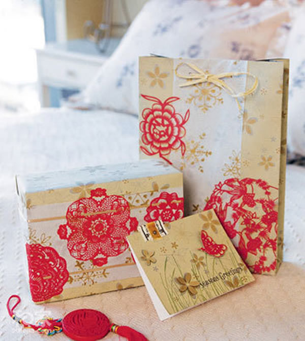 �������Ԫ�صĸ�Ҿ���O��4��