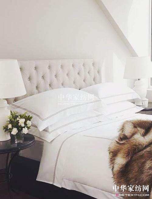 白色主調(diào)淡雅時尚床品