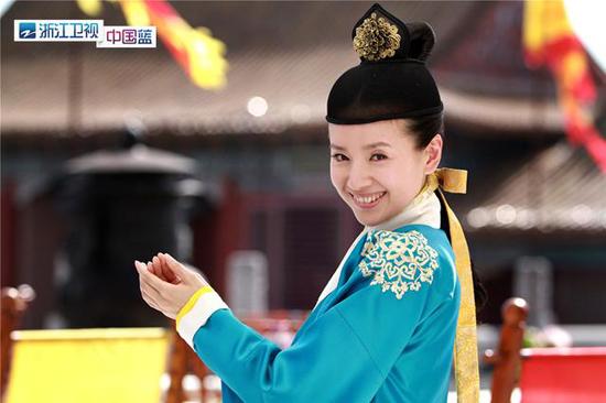 三聯家紡攜手董潔打造如畫浪漫家居