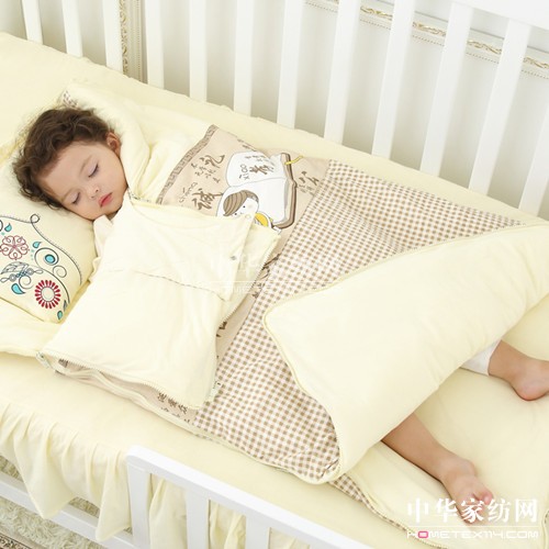 寶寶晚上睡覺應(yīng)該怎樣保暖呢?