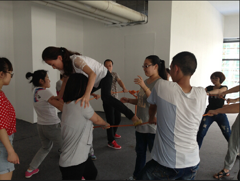 藍(lán)絲羽家紡:探索“多合一”培訓(xùn)新模式