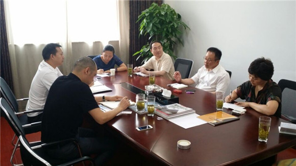 �Ҽ��f(xi��)���I(l��ng)��(d��o)ǰ�����ˇ��H�������{(di��o)��