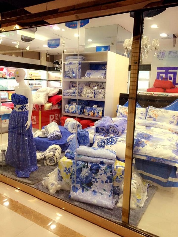 ���m�����Lԫ���uԇ�I�IƷζ�����Ļ���Ϣ