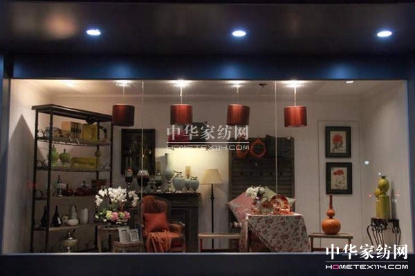 加強(qiáng)門店標(biāo)準(zhǔn)化建設(shè)突顯門店是品牌核心