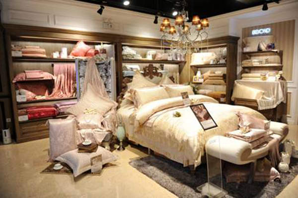 加強(qiáng)門店標(biāo)準(zhǔn)化建設(shè)突顯門店是品牌核心