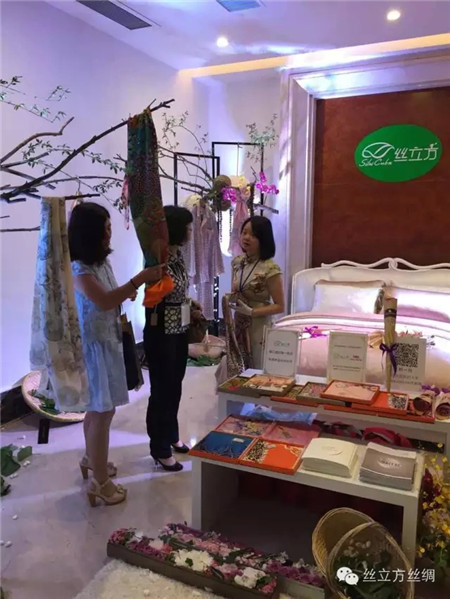 �z�����������ΘI���ɞ��ِΨһ��Ʒٝ����