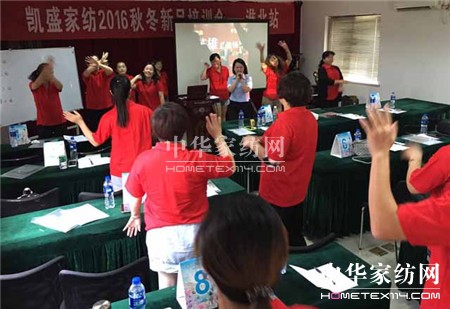 ������ؾ�Ӣ�R�ۣ���ϵ�＾�lչ��