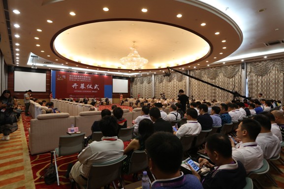 ���b��Ҿ��������A