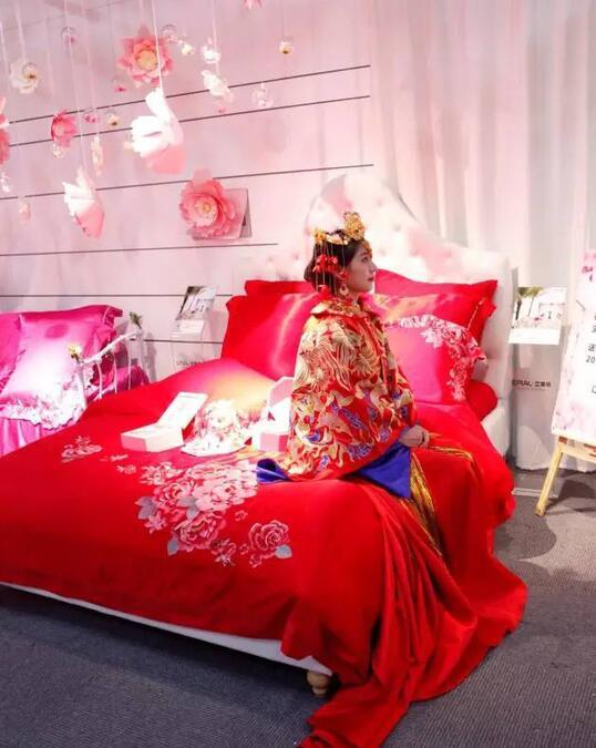 艾萊依家紡2017春夏新品發(fā)布會成功舉行