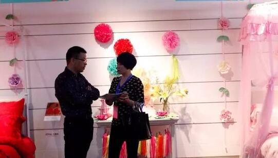 艾萊依家紡2017春夏新品發(fā)布會成功舉行