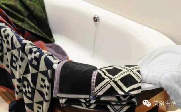 ��ԡ������m�˸��Ҽ�չ��һ�lԡ�����Ҹ�4.0��