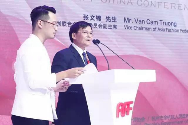 �������ģ��˼�������ޕr(sh��)�������¸߶ȡ���2017���ޕr(sh��)��(li��n)�ϕ�(hu��)�Ї�(gu��)���(hu��)�ں������_(k��i)