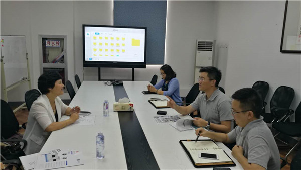 �ƄӮa(ch��n)�I(y��)�ںϣ����M���g(sh��)�M�������Ї��Ҽ��f(xi��)���{(di��o)�мҼ��O(sh��)����I(y��)