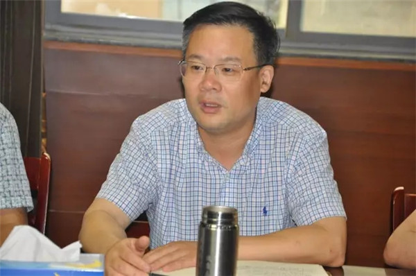 �����c�Ҽ��ИI�e��У���h���������s�xʽ