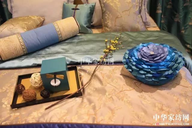 8���Ϻ��Ҽ�չ�(qi��ng)�^չָ��