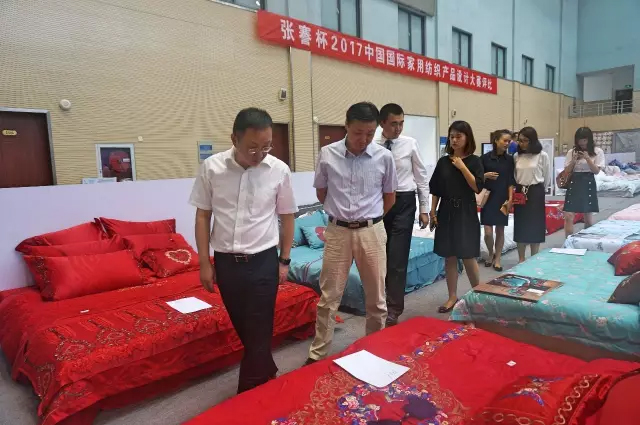 �Ҹ�������ζϯ����ͨ������������300���Ҽ��aƷ��Ů��ʣ�