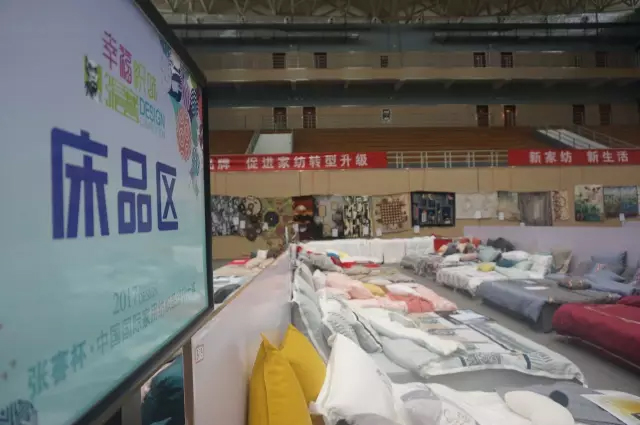 �Ҹ�������ζϯ����ͨ������������300���Ҽ��aƷ��Ů��ʣ�