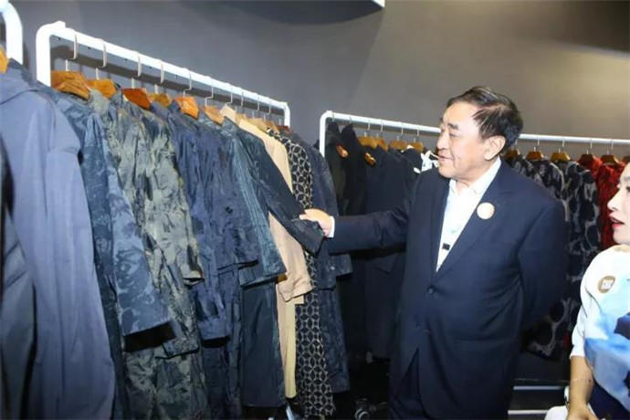 ���@��������L(f��ng)�����м�(li��n)���＾(li��n)չ���_Ļ