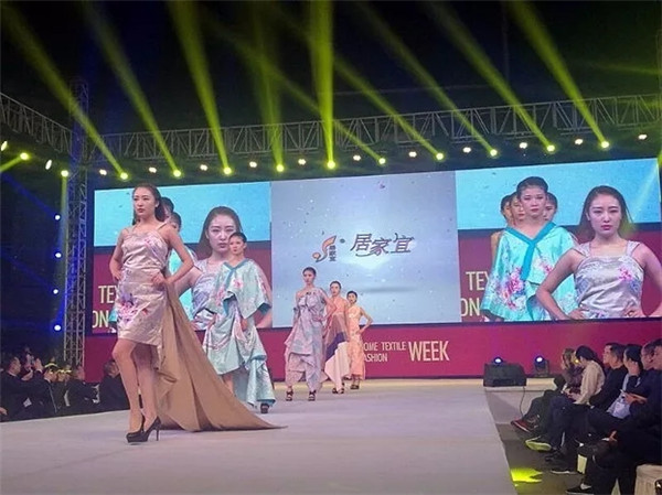 �r(sh��)�����I(l��ng)���2017�ɶ��Ҽ���•�ɶ��r(sh��)�b�������ݾ��ʆ�Ļ