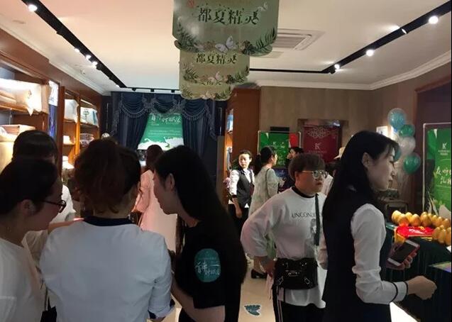 ���Լ�����ϯ˯�߹�|�Pʢ�Ҽ���������f����˯�������x��