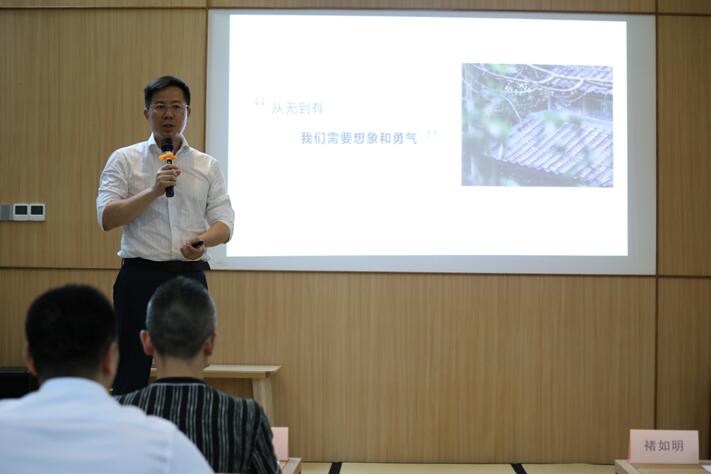 ����Ȼ���ؾ�����������һ�����ӵİl����