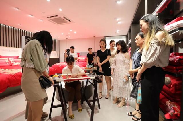 ����Ҽ����x�p���^����(m��ng)�L���ࡱ���}�ż����_(k��i)Ļ��