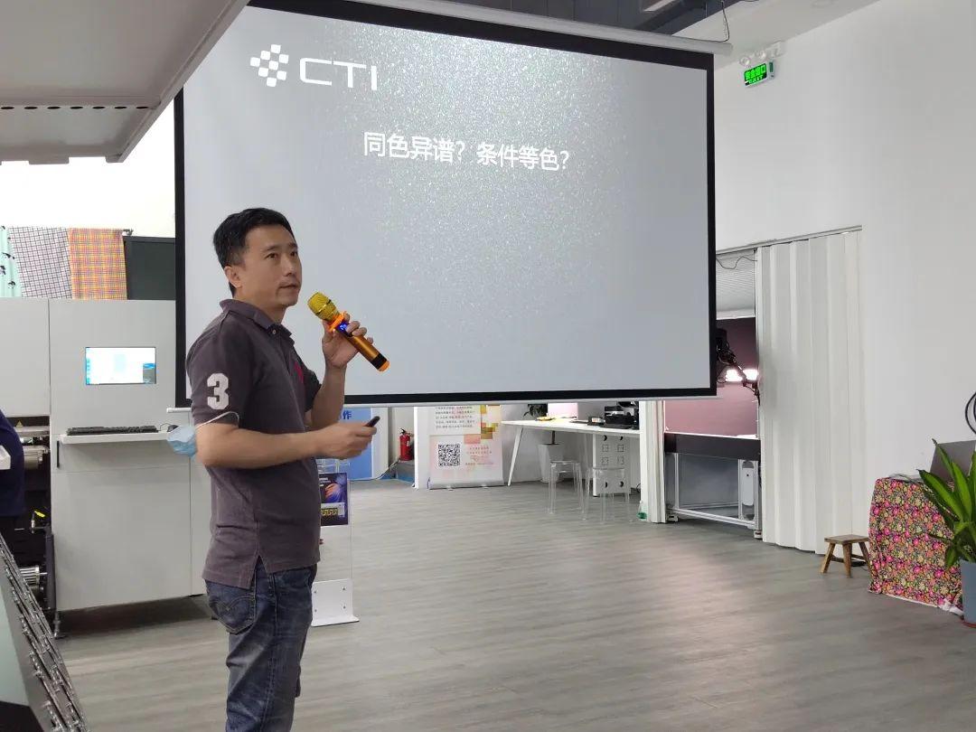 ��ʼ���Ʒ��(sh��)�aӡˇչʾ���ĳɹ���Ļ���F(xi��n)���l(f��)������ذ���Ʒ