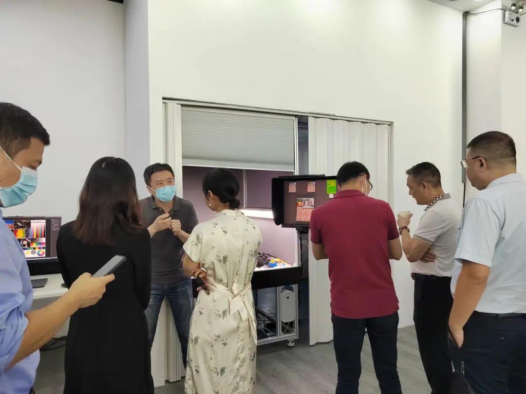 ��ʼ���Ʒ��(sh��)�aӡˇչʾ���ĳɹ���Ļ���F(xi��n)���l(f��)������ذ���Ʒ