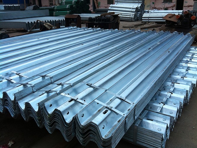 GUARDRAIL PLATE